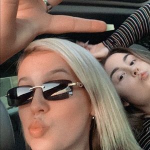 Meet your Posher, Taneal